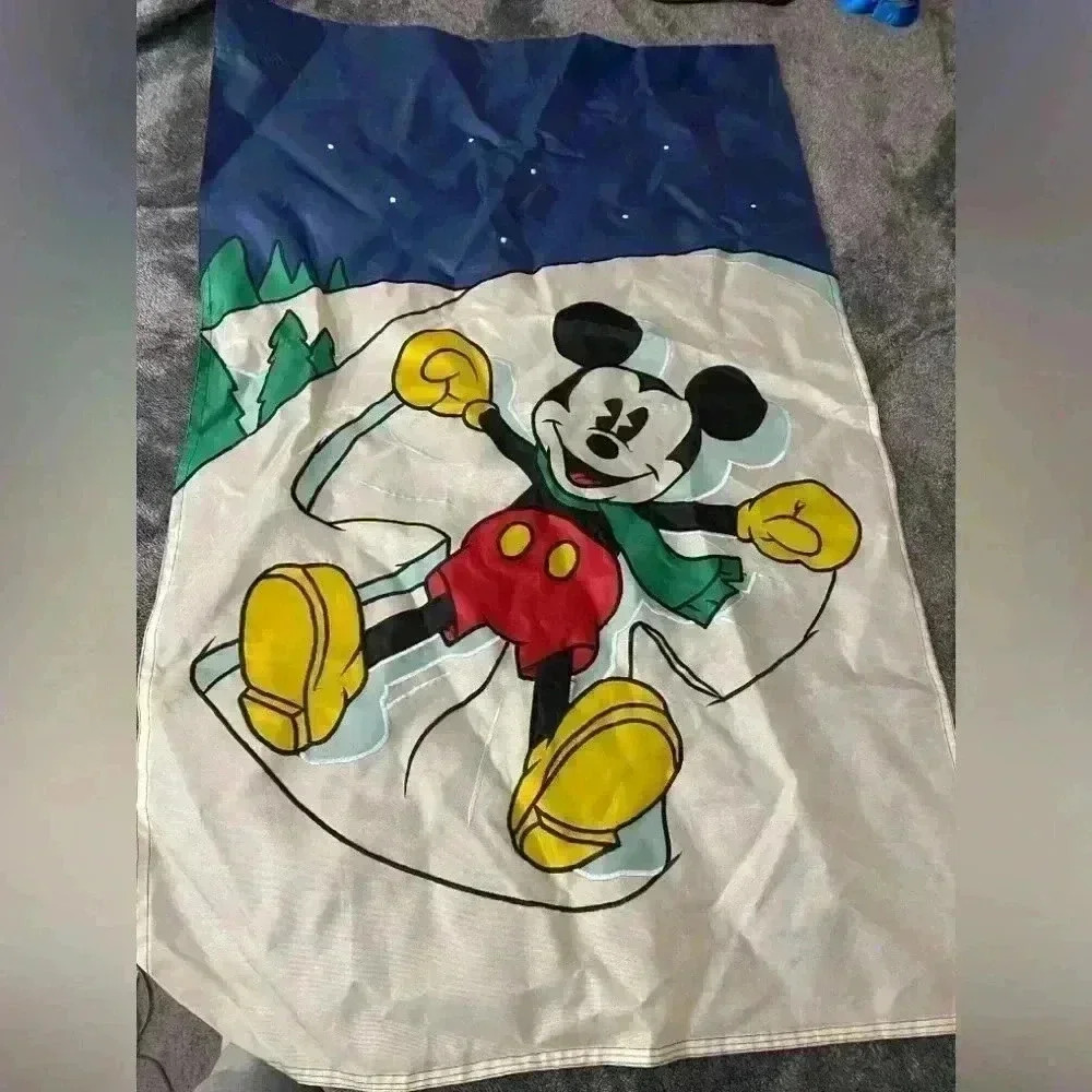 Vtg Mickey Disney winter flag